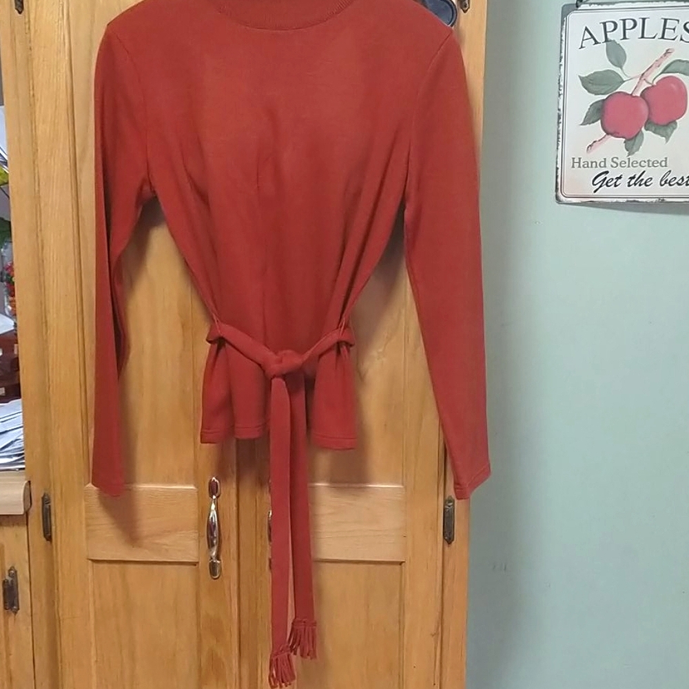 Miss Dorby sweater